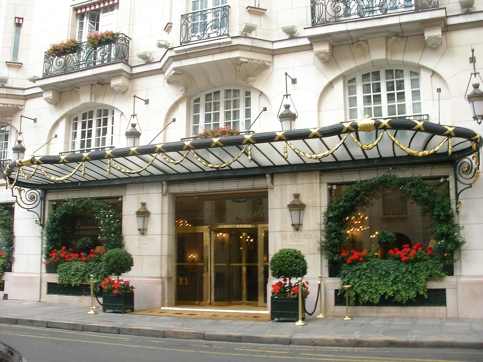 Le Bristol on the Faubourg Saint-Honoré
